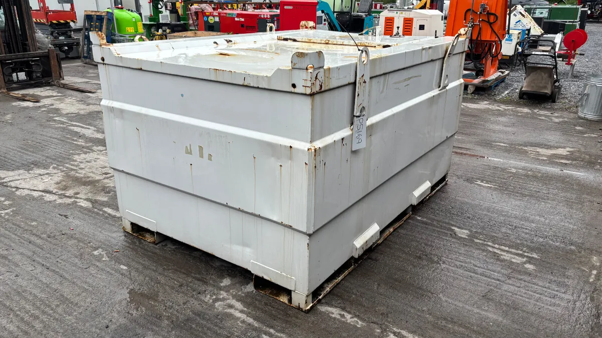 3000L Bunded Fuel Bowser - Image 4