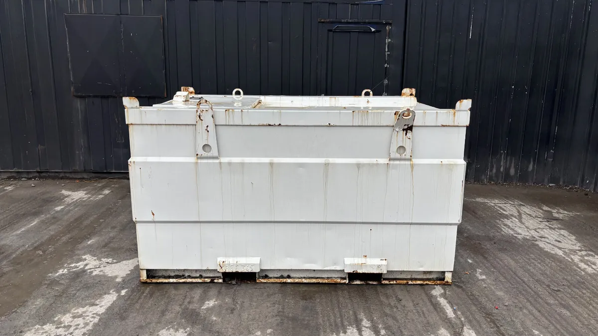 3000L Bunded Fuel Bowser - Image 2