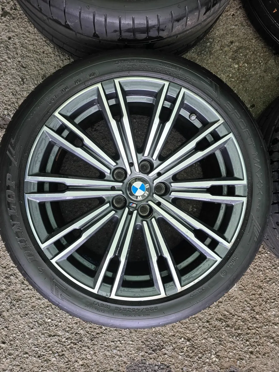 Original R18 Bmw 3 series R18 Alloys - Image 4