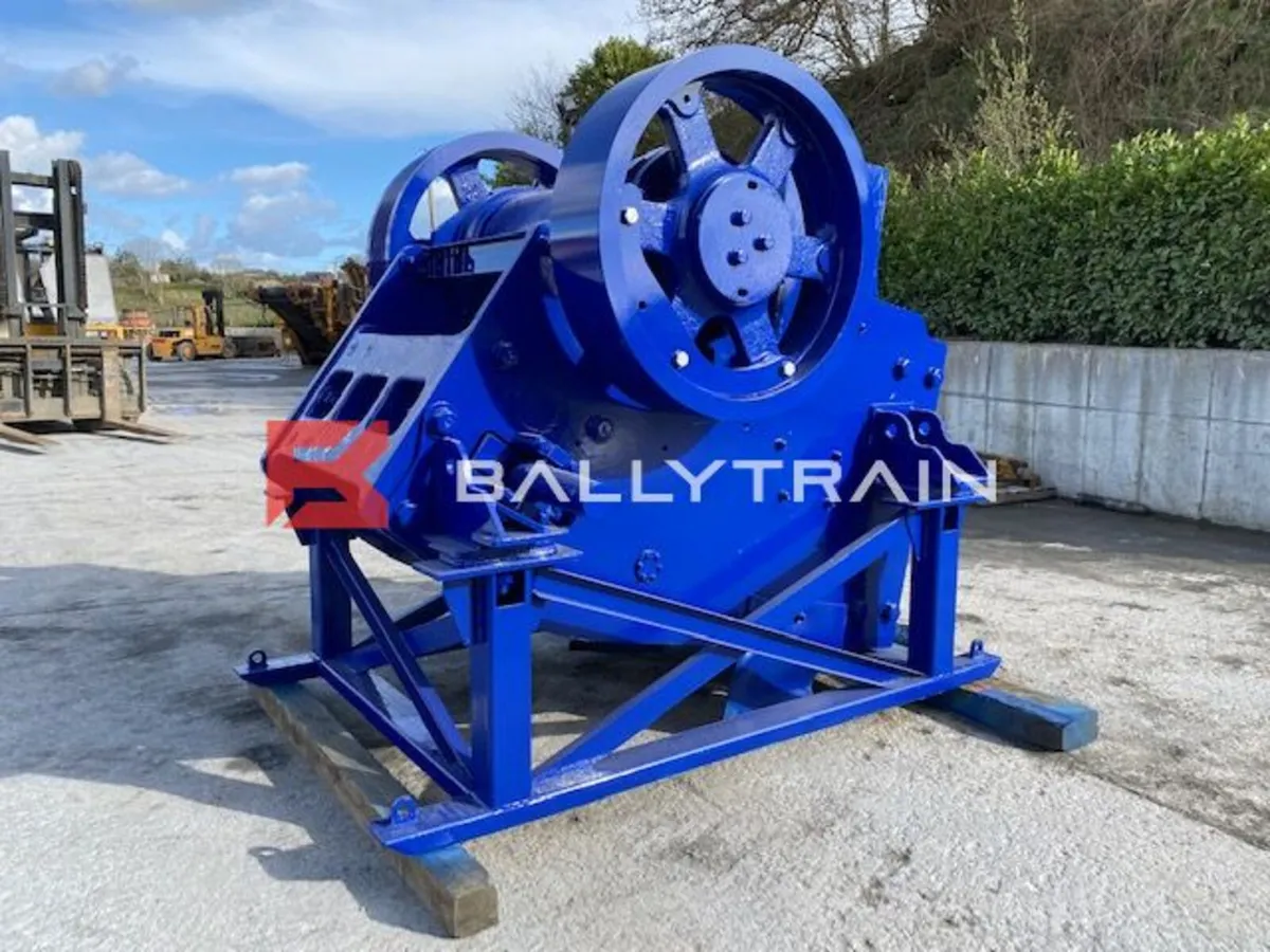 Maximus 43×27 Static Jaw Crusher (NEW 2020) - Image 1