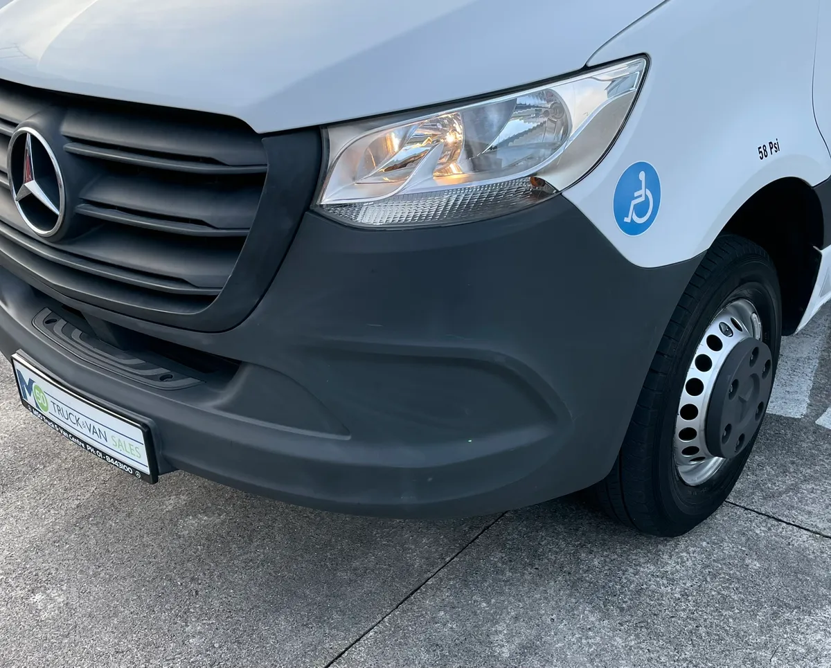 2019 Sprinter Bus 18 Seats with 12 Months Warranty - Image 3