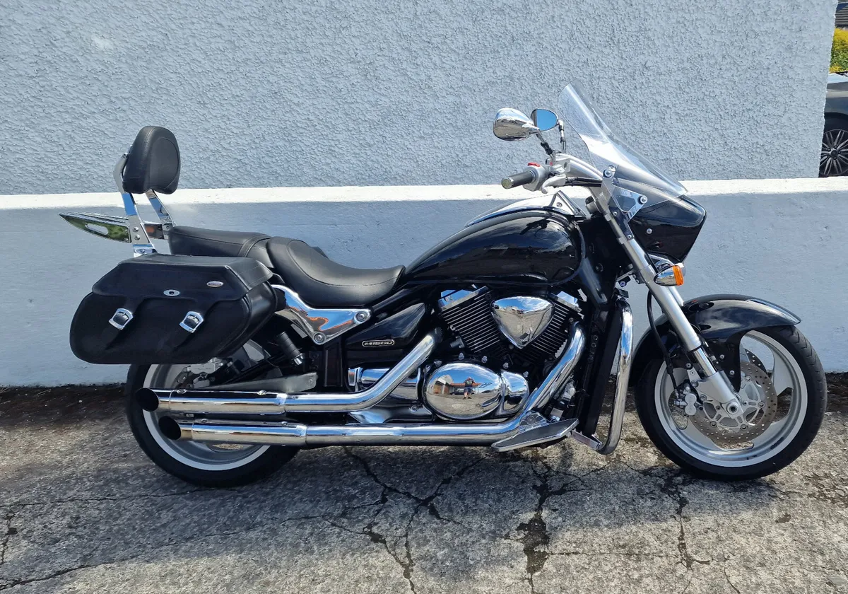 Suzuki Boulevard Intruder @ Doyles Athlone - Image 1