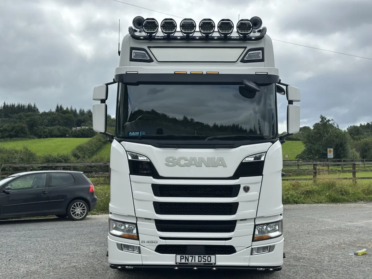 2021 (71) SCANIA R450 6X2 TAG - Image 2