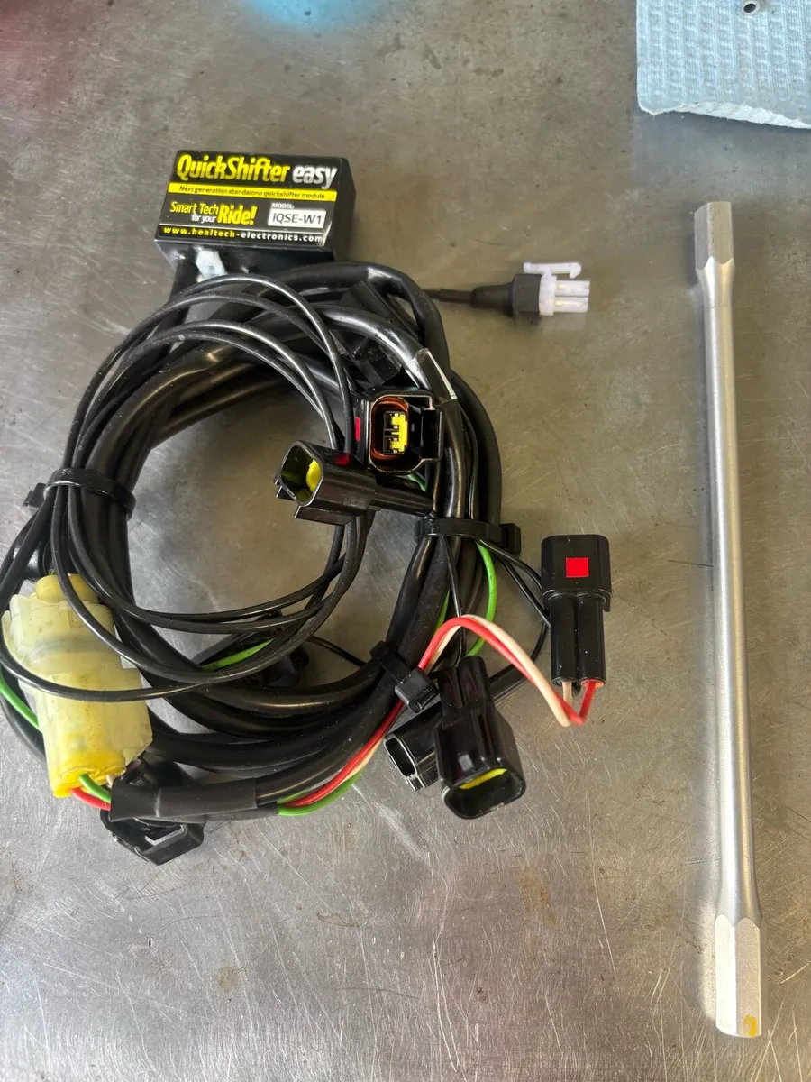 Cbr 1000rr quick shifter 08+ full fairings - Image 2