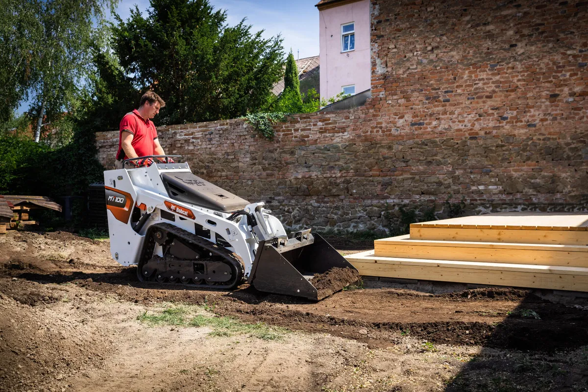 Bobcat MT100 Stand on Track Loader - Image 4