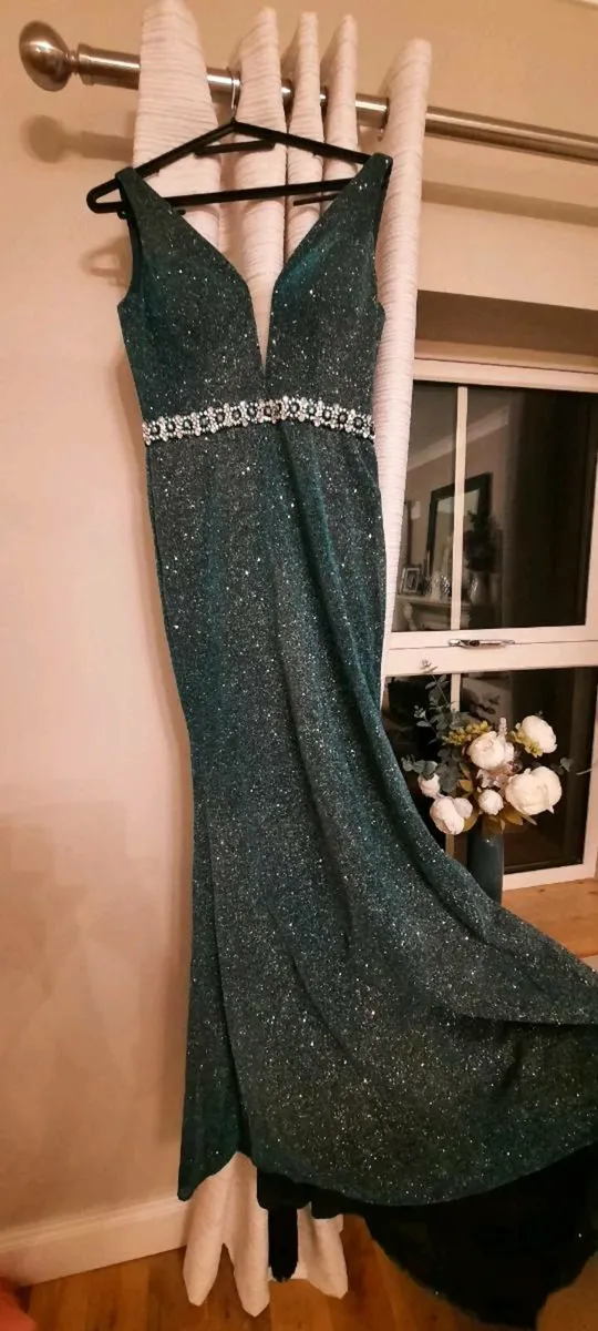 Debs dress or TY - Image 4