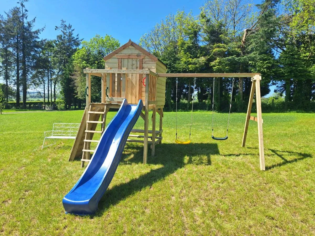 Delux play sets. - Image 2