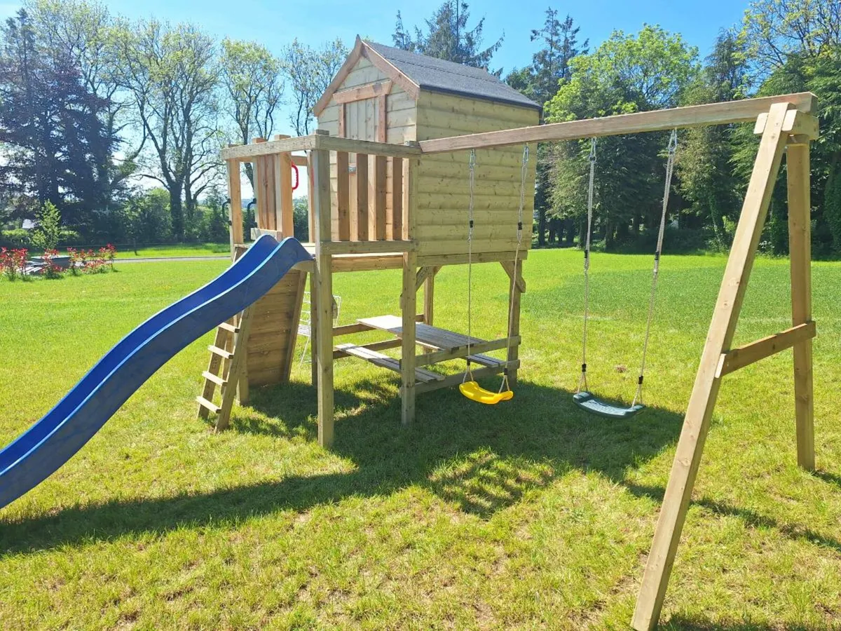 Delux play sets. - Image 3