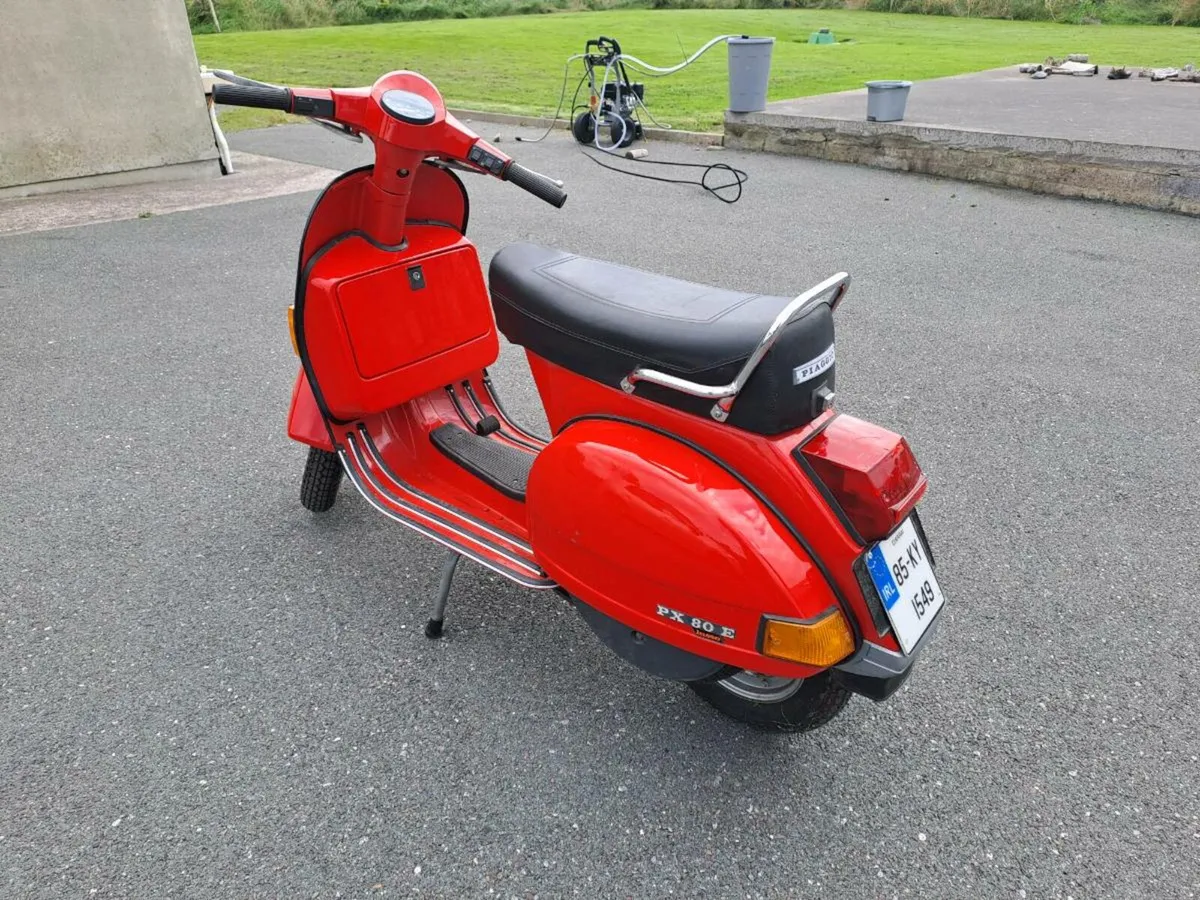Vespa PX80 E Lusso - Image 4