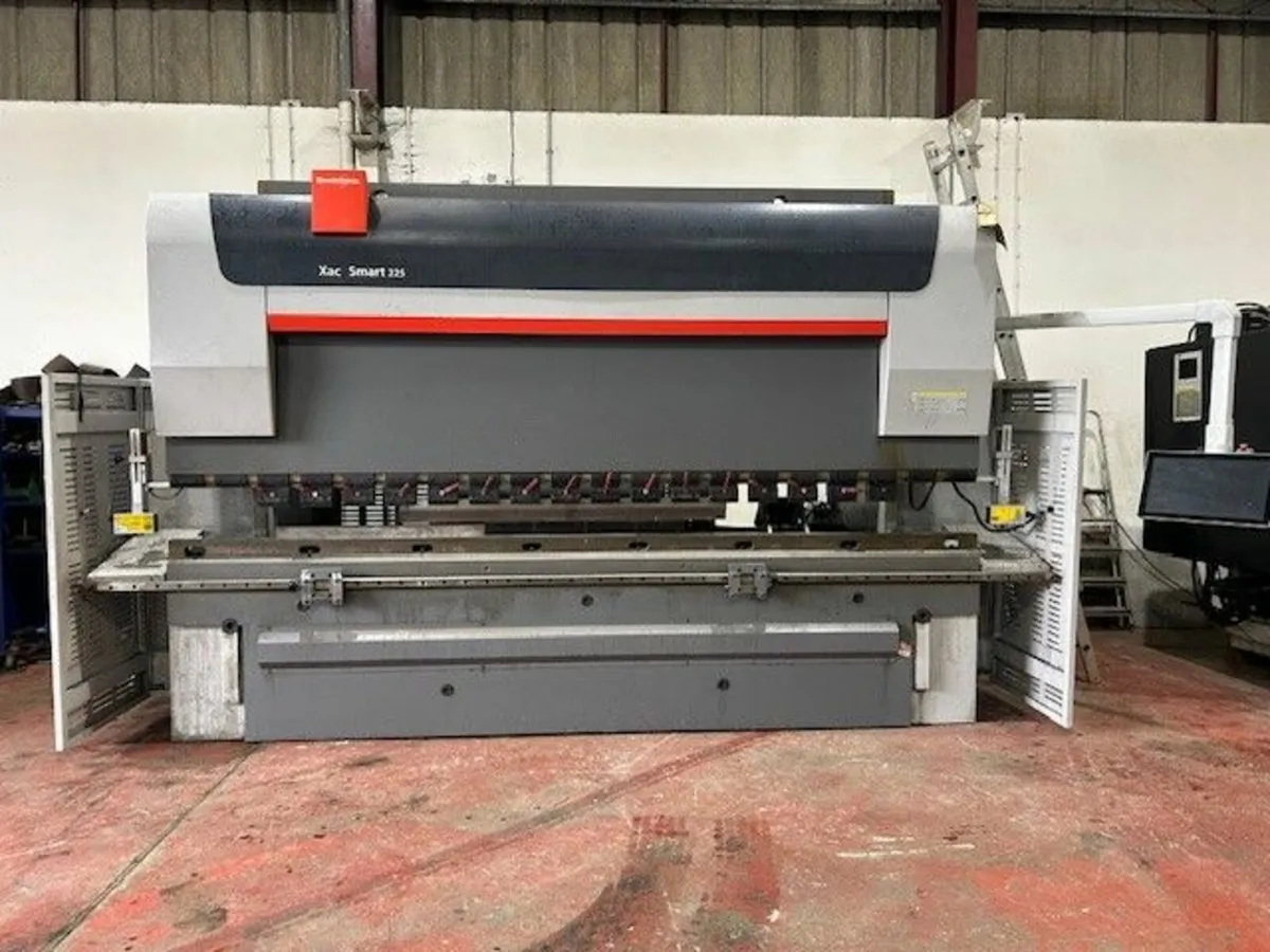 BYSTRONIC 225/4100 CNC PRESSBRAKE - Image 1