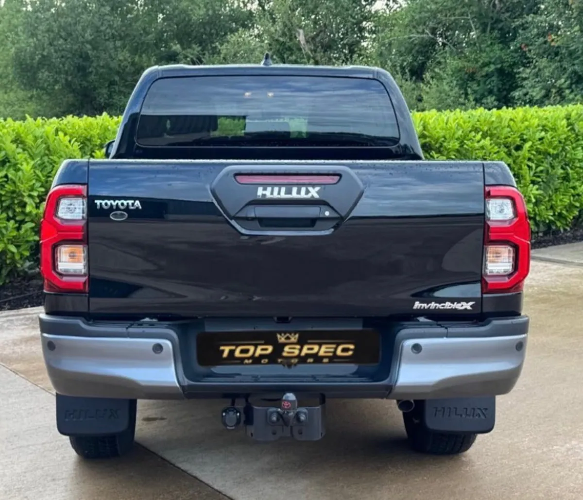 2026 Toyota Hilux Invicible X Auto Double Cab - Image 3