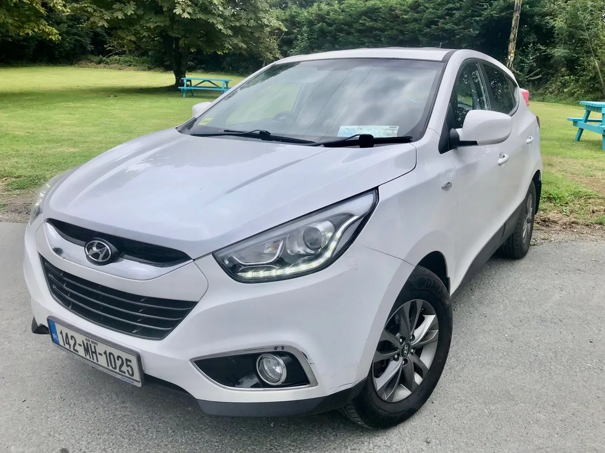 142 Hyundai ix35 commercial doe 1/26 €2995 - Image 2