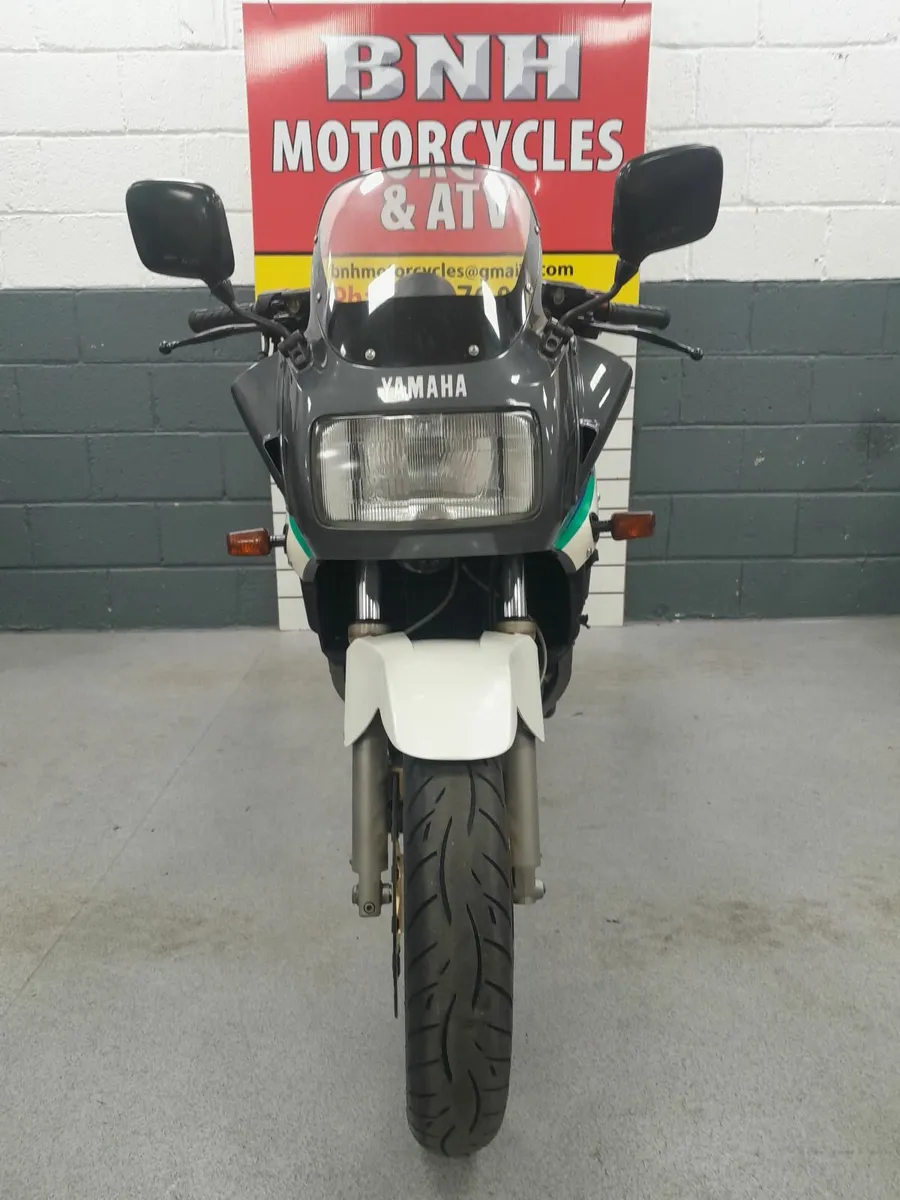 YAMAHA FZ 750 GENESIS - Image 3