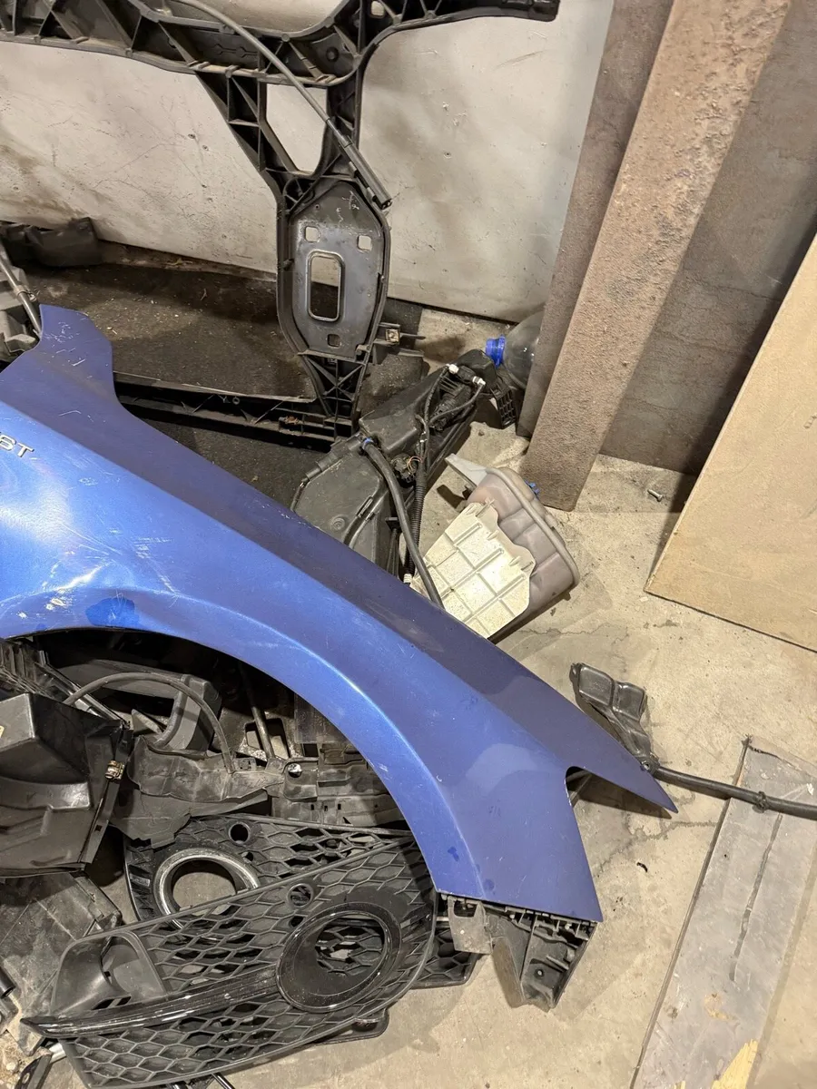 Audi Q5 parts - Image 2