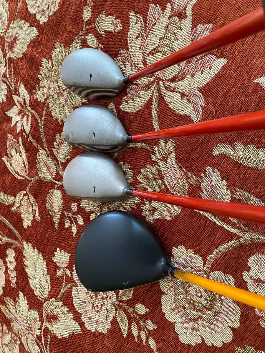 Full set Wilson golf clubs Driver/woods/irons - Image 1