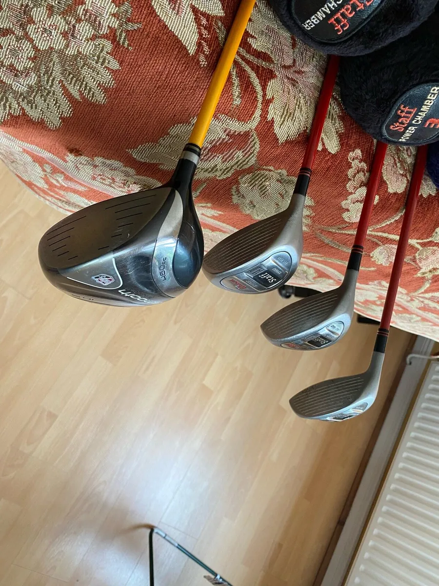 Full set Wilson golf clubs Driver/woods/irons - Image 2