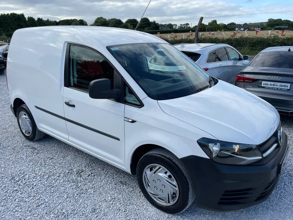 Volkswagen Caddy 2.0 **Low KMS** - Image 2