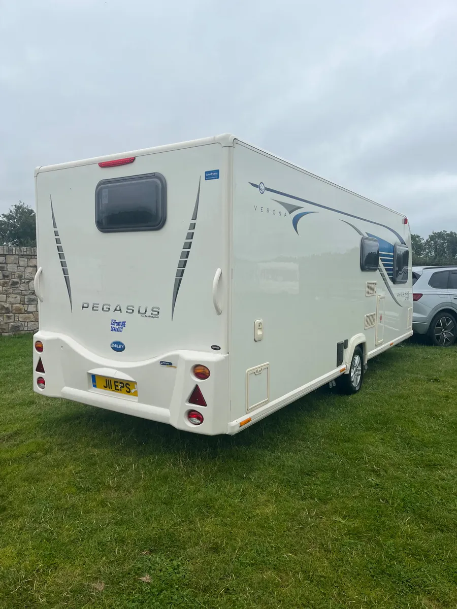 ✨STUNNING BAILEY PEGASUS 4 BERTH FIXED BED✨ - Image 3