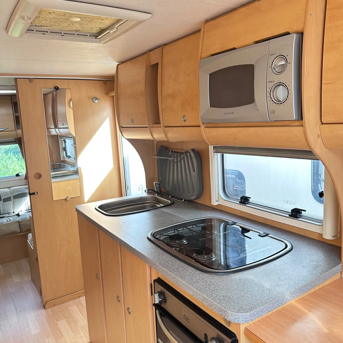 ✨STUNNING BAILEY SENATOR TRIPPLE BUNKBED 6 BERTH✨ - Image 3