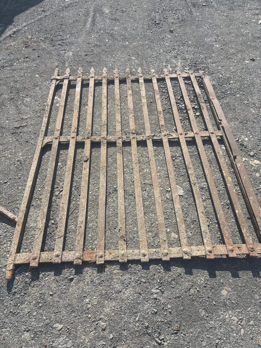 Old Blacksmith/flat bar gates for sale - Image 1