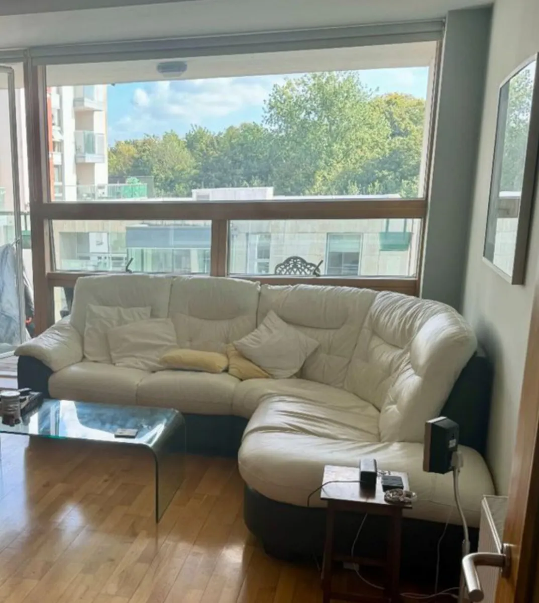 Leather Corner Couch with matching Love Seat - Image 1