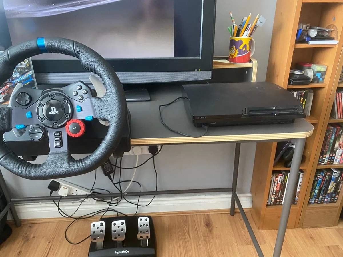 PlayStation 3 with steering wheel - Image 4