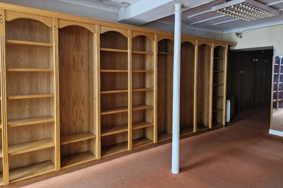 SHOP Retail wooden Units - Image 3