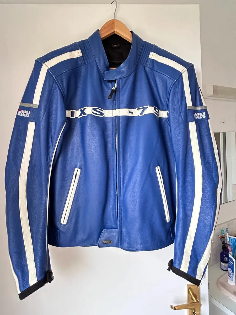 Motorcycle gear wardrobe clear out - Image 1