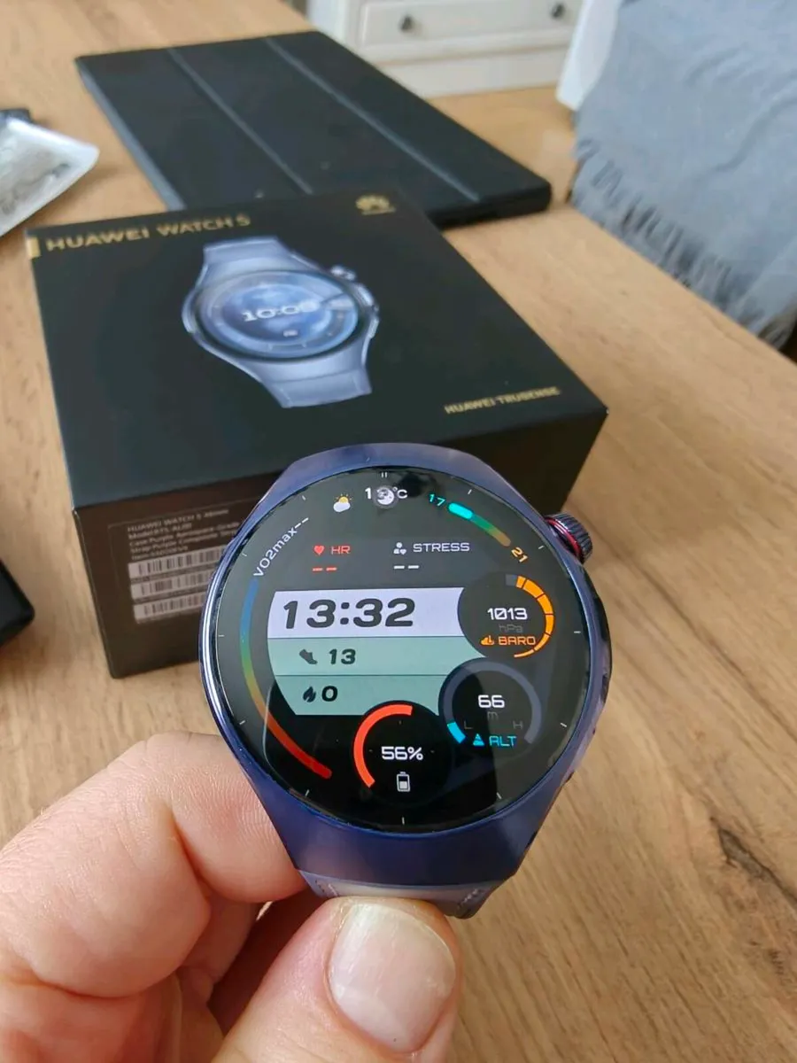 Huawei watch 5 - Image 1