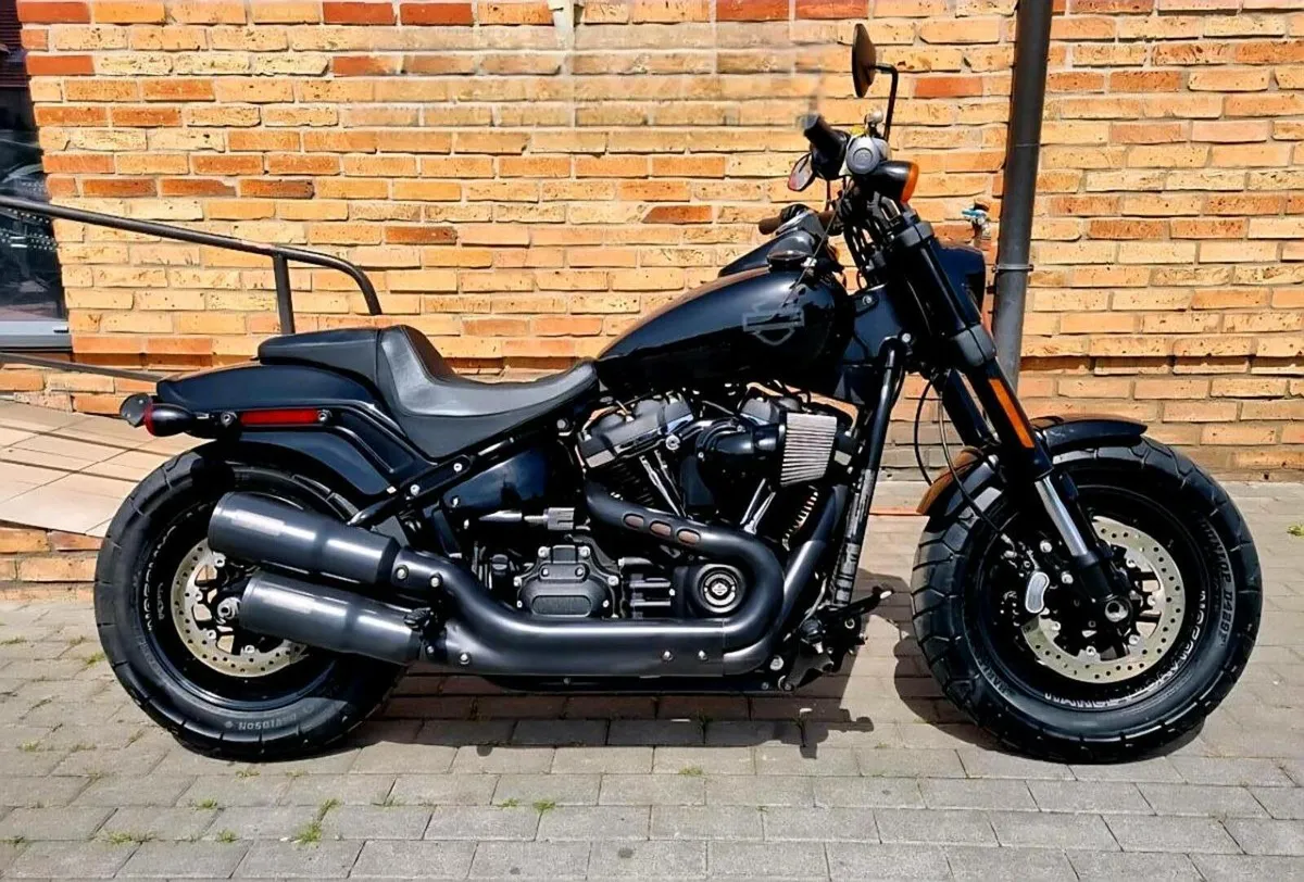 Harley-Davidson softail fatbob - Image 1