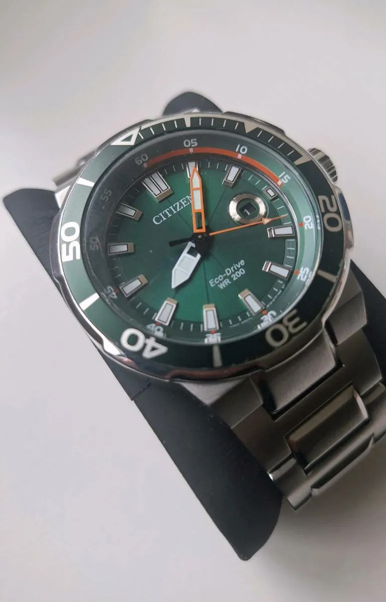 Mens Citizen eco drive watch - Image 4