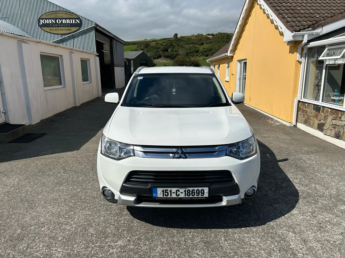 2015 MITSUBISHI OUTLANDER 2.2D - Image 1