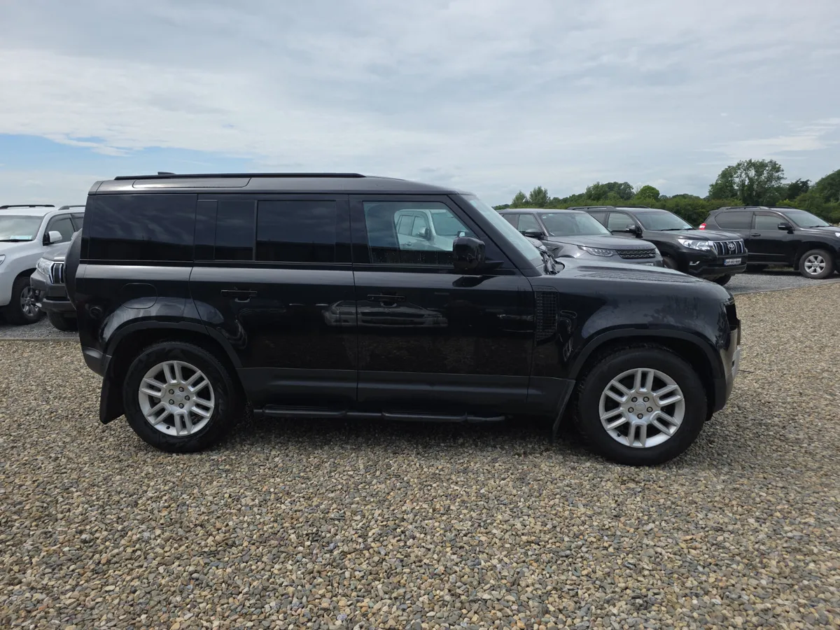 Landrover Defender 3 Seater - Image 4