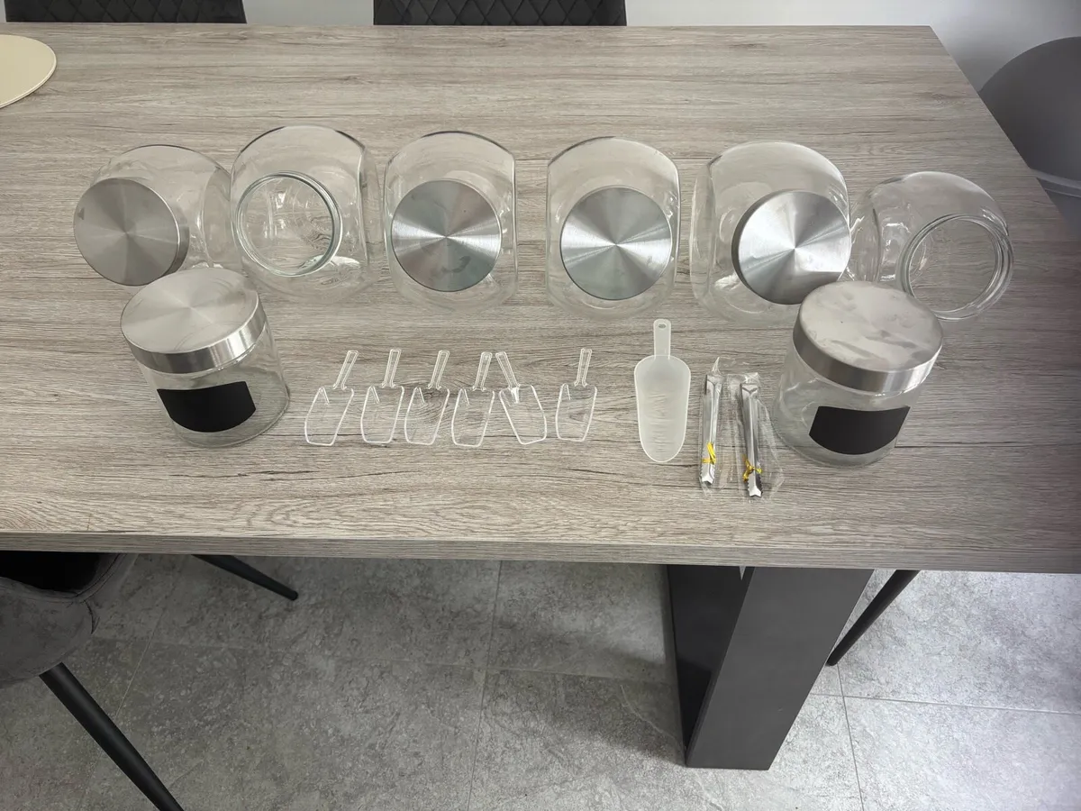 Jars and accessories for sweet table