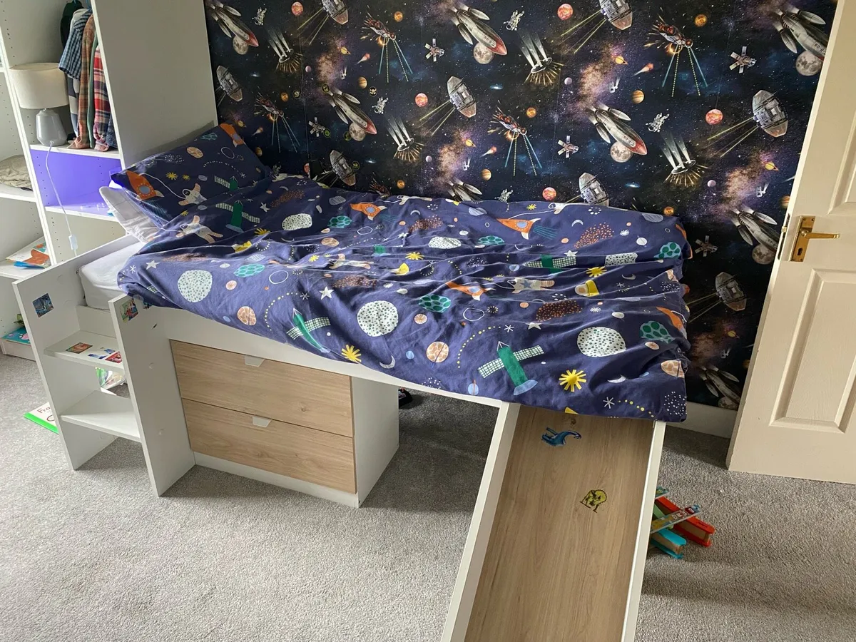 NALA White & Oak Midsleeper - Image 3