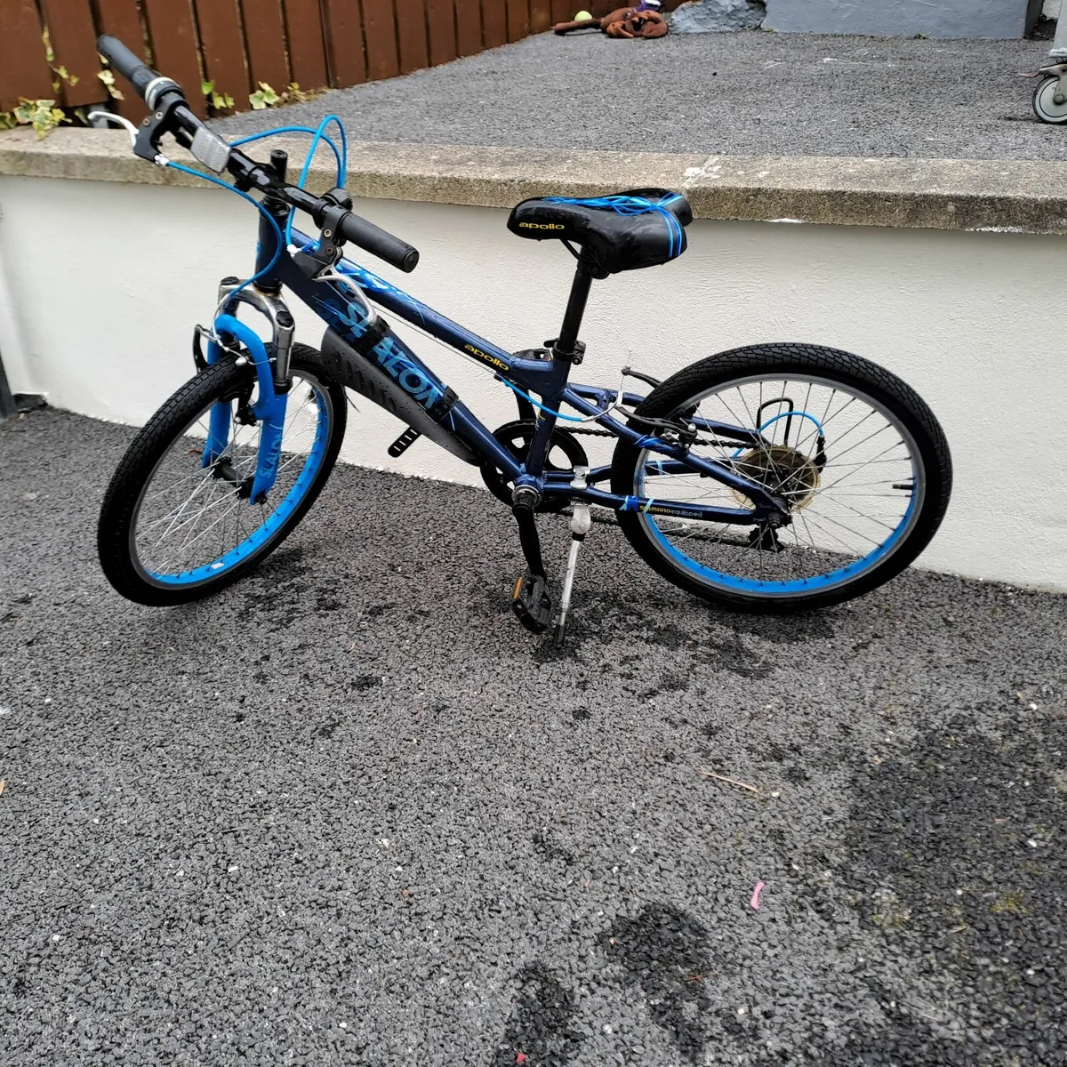 Apollo Slalom kids junior Mountain Bike-20" Wheel - Image 1