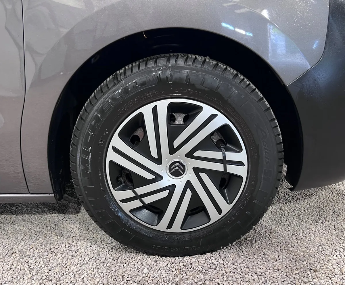 2018 (182) Citroen Dispatch 1000 enterprise  Pro H - Image 4