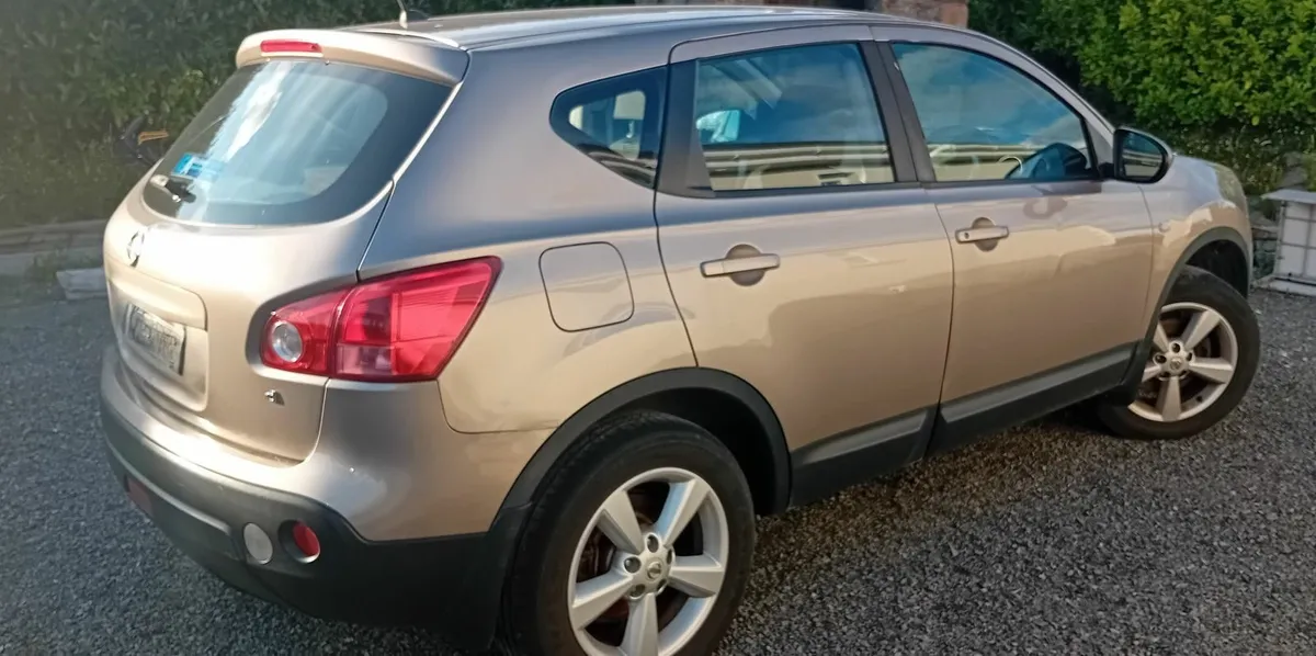 Nissan Qashqai - Image 1