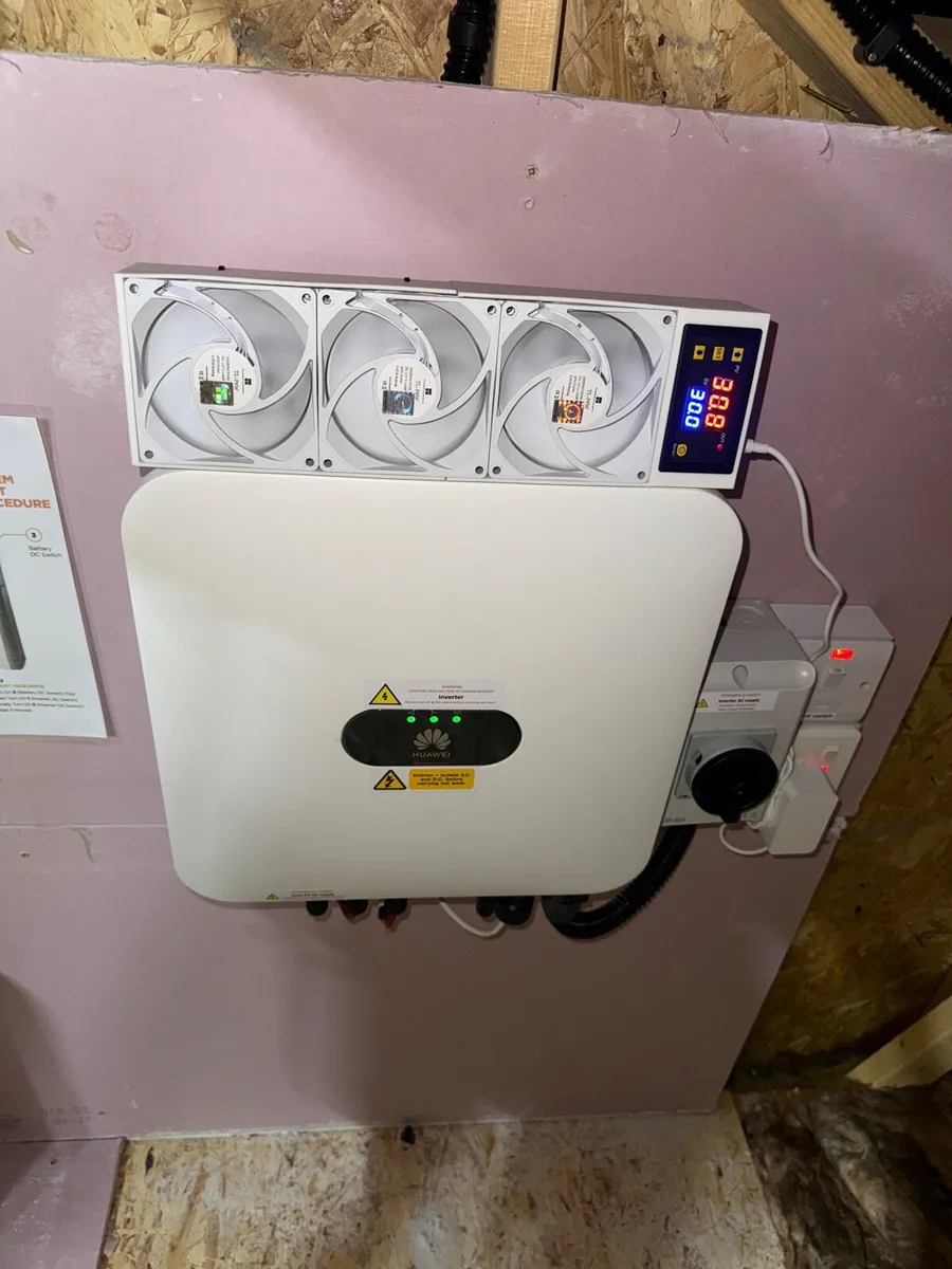 Huawei Inverter Cooling Module with 3 silent fans - Image 1