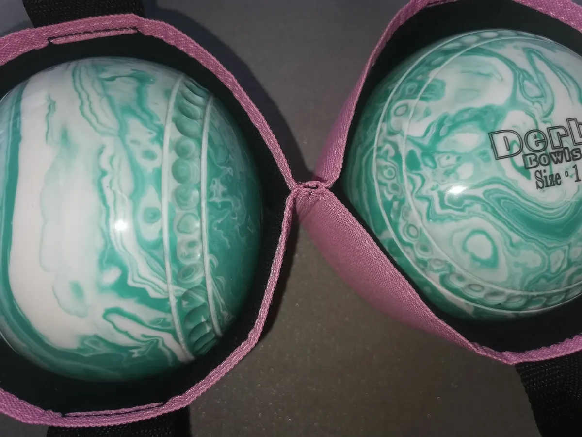 LAWN. SHORT MAT BOWLS. NEW & USED. - Image 1