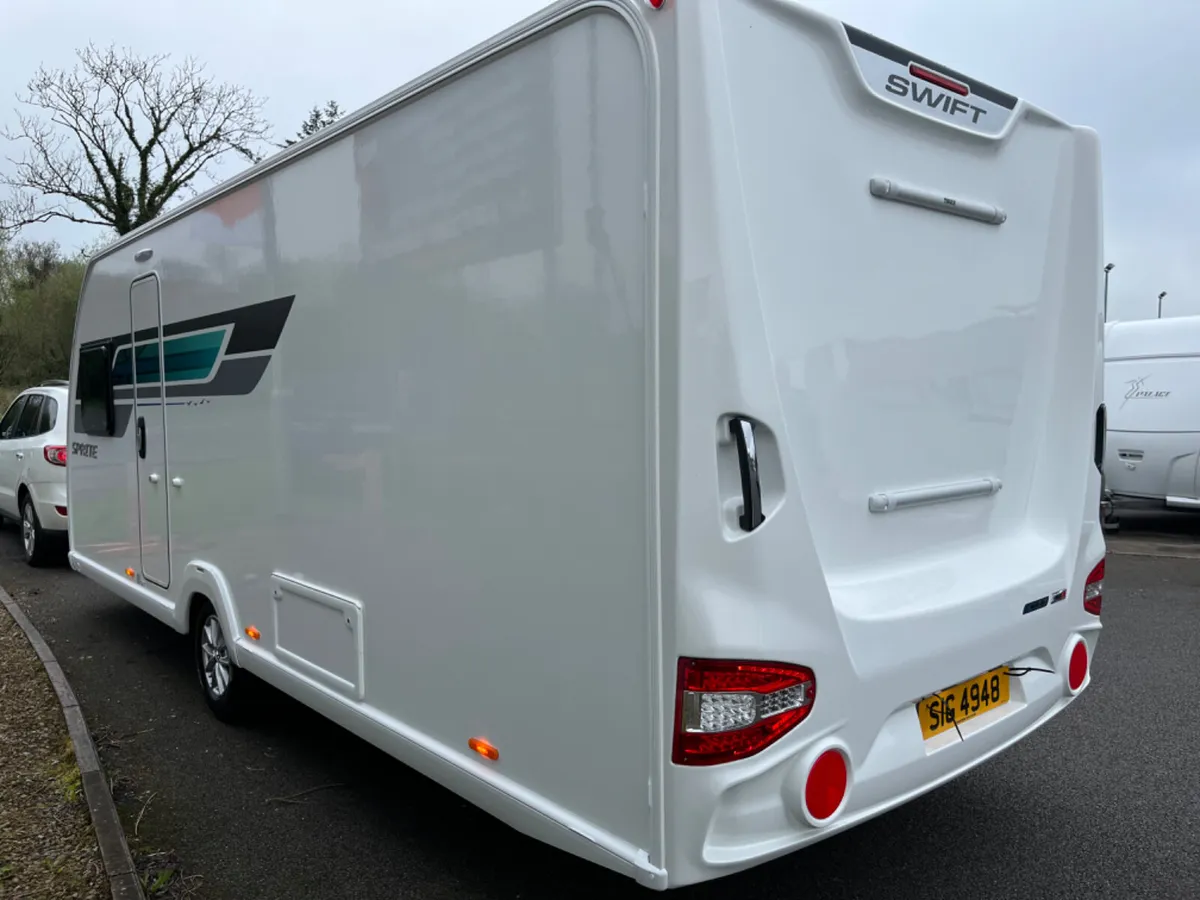 2023 SWIFT MAJOR 4 SB ISLSND BED 4/5 BERTH CARAVAN - Image 4