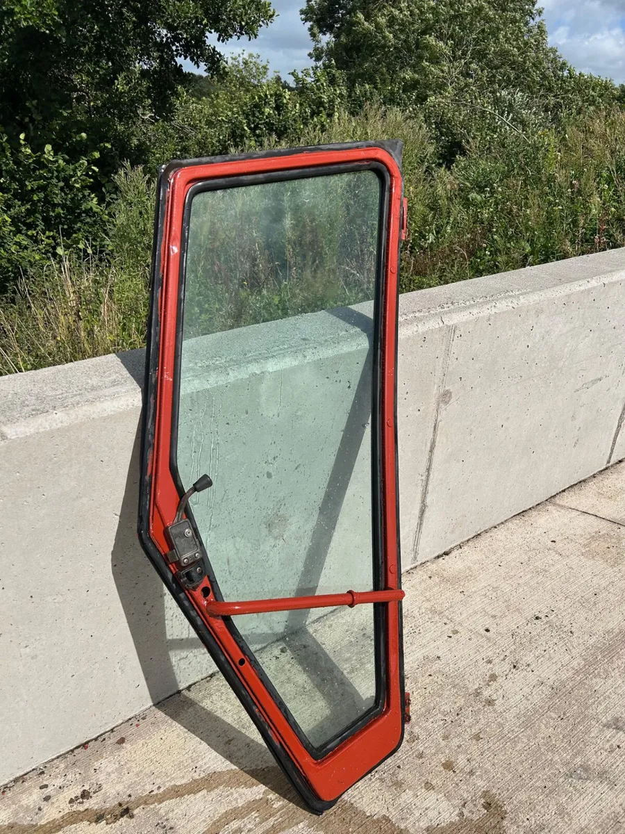 Fiat Super Comfort Cab Right Side Door - Image 3