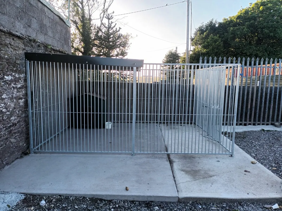Dog run - Image 2