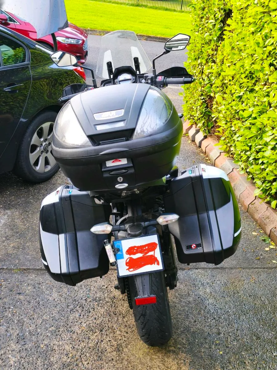 Kawasaki Versys 650 Grand Tourer - Image 2