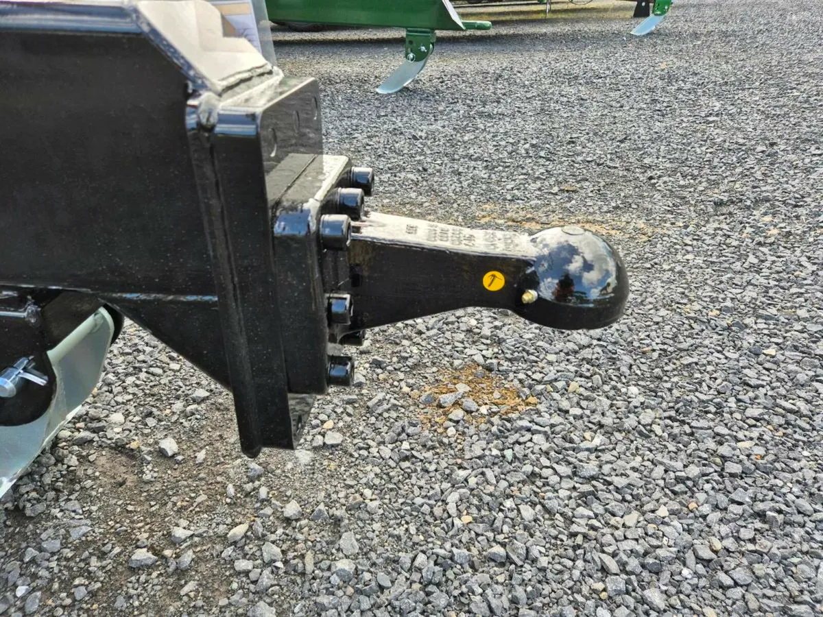 Broughan trailer - Image 3