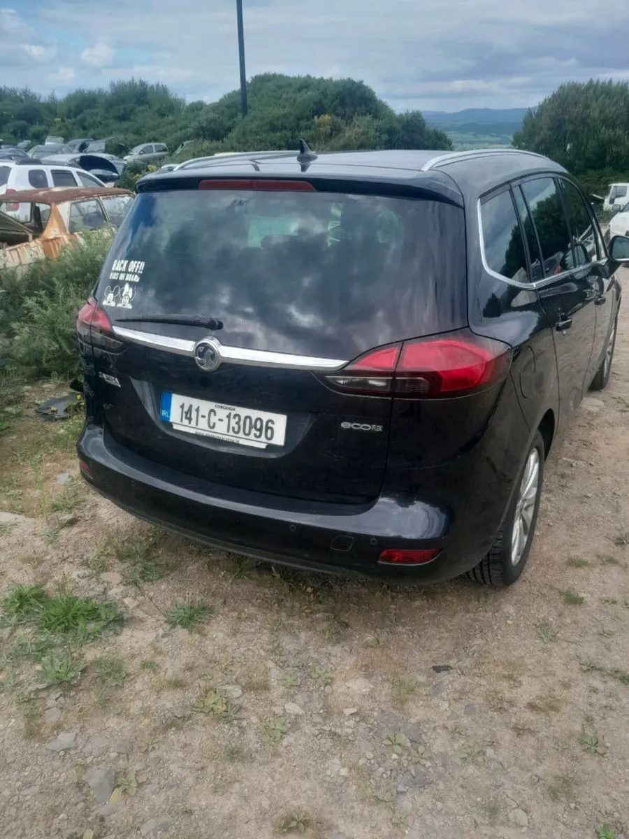 2014 vauxhall zafira tourer for breaking - Image 2