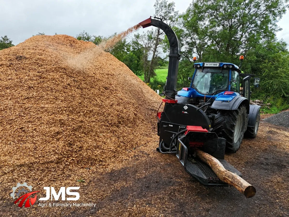 Farmi Forest CH38 ACC & ACR 15” Woodchipper - Image 1