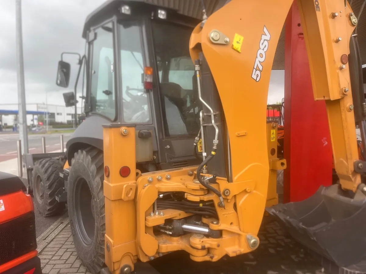 25 Case SV570 Backhoe Digger!brand new! - Image 2