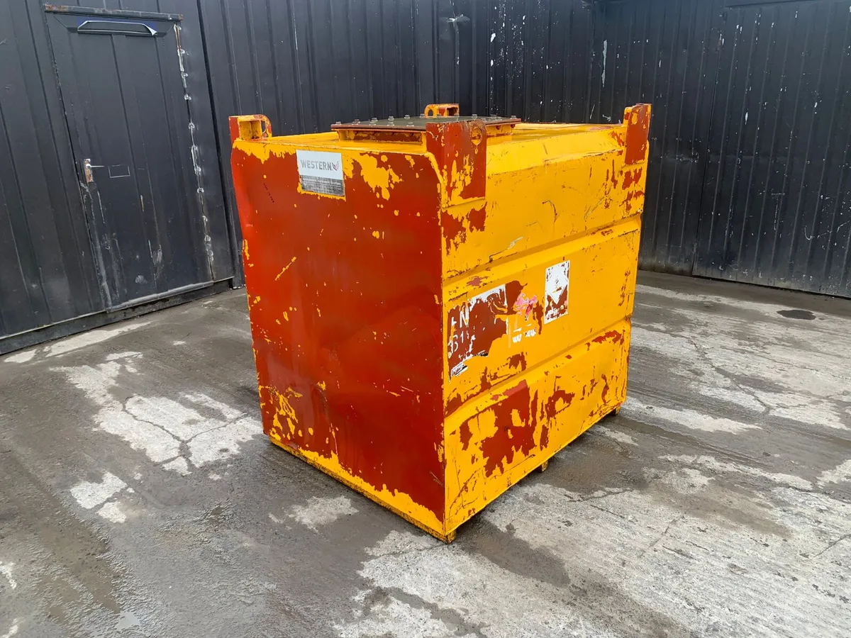 Western 1300L Fuel Bowser - Image 2
