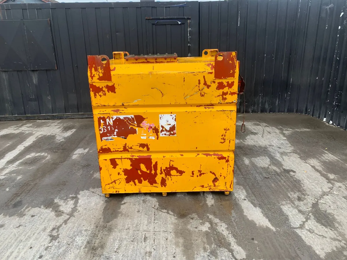 Western 1300L Fuel Bowser - Image 1